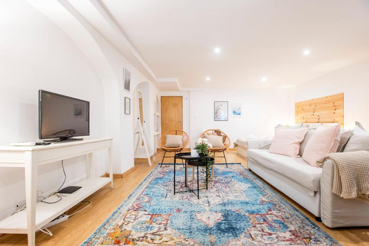 Almada Hideaway W/ Ac & Private Pool By Lovelystay OOporto Esterno foto